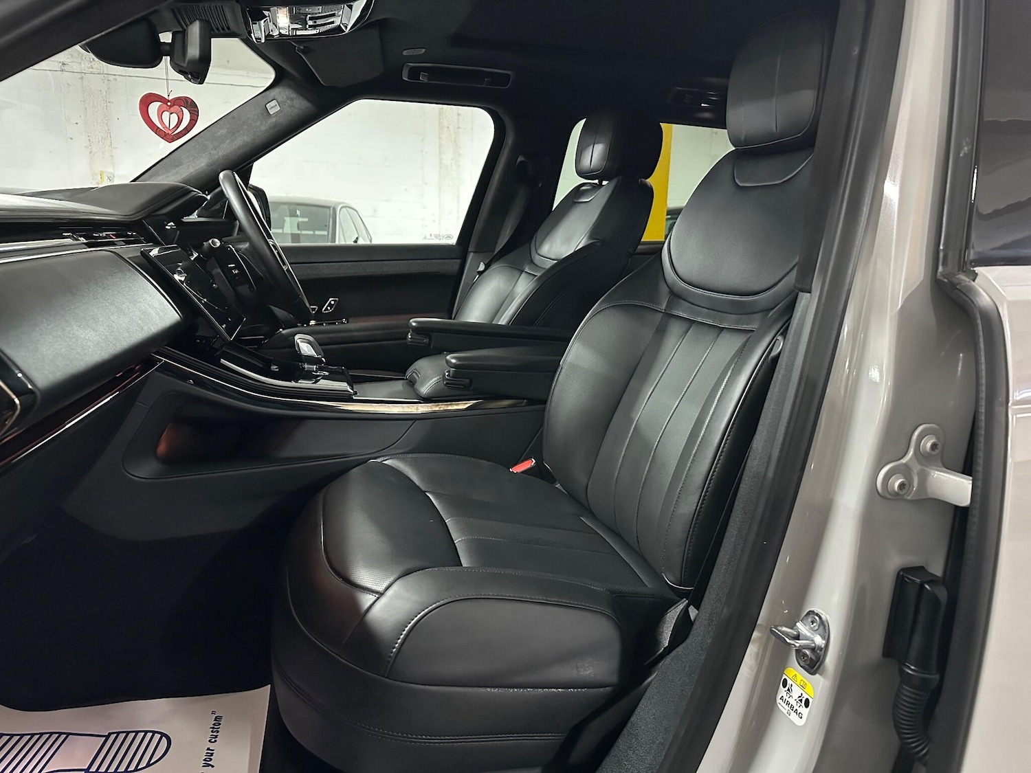 Used Land Rover Range Rover Sport 2024 for sale - 76433380: Photo 42