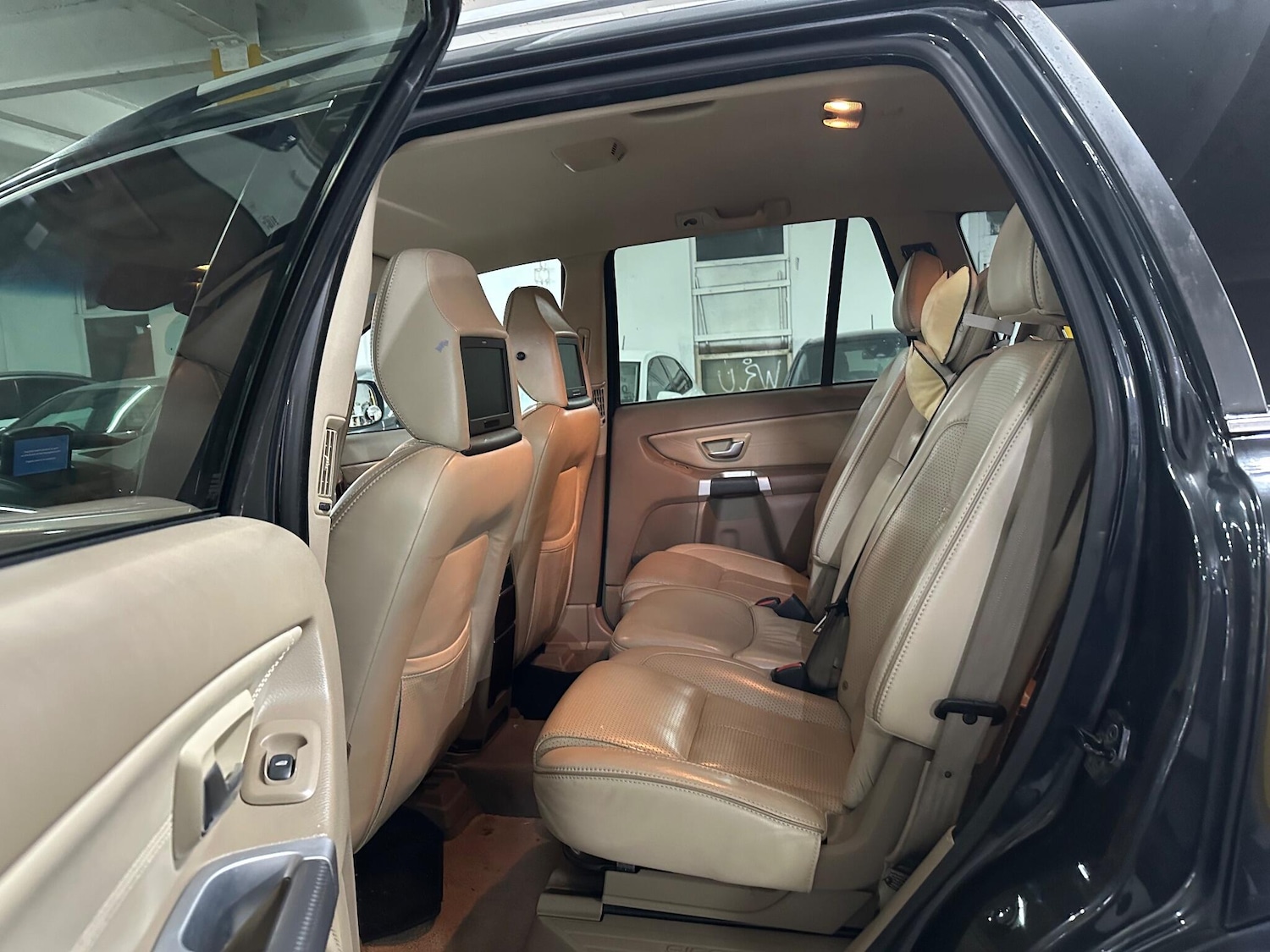 Used Volvo XC90 2011 for sale - 77109192: Photo 13