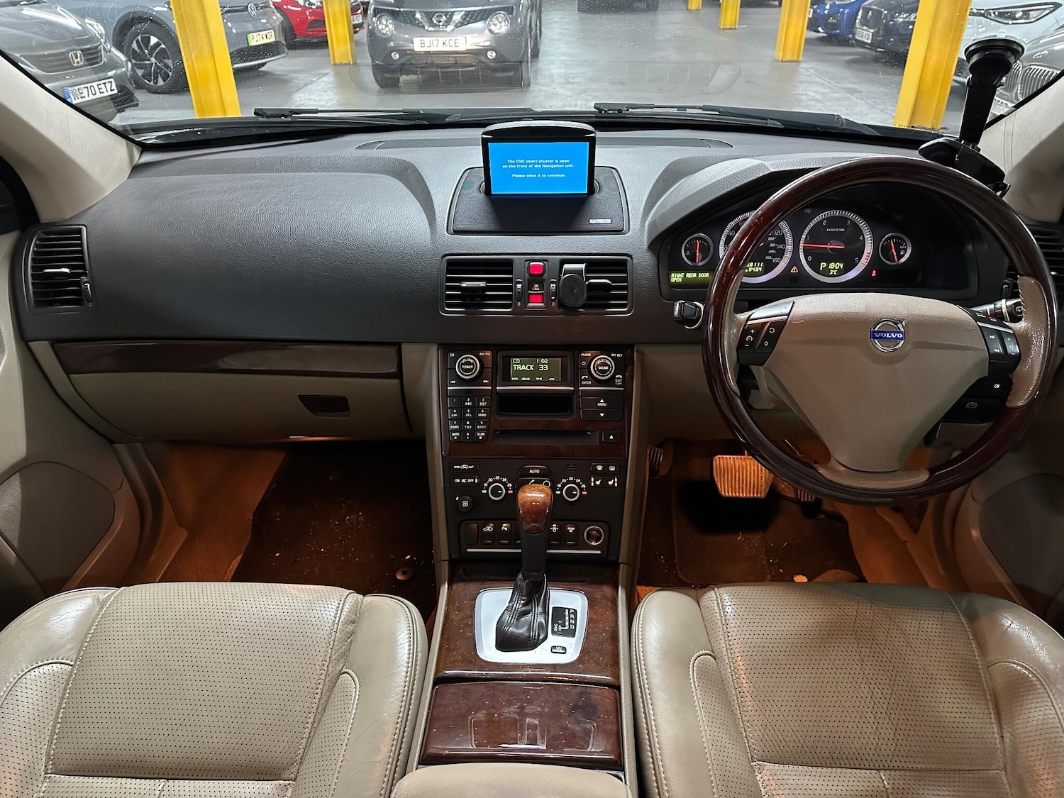 Used Volvo XC90 2011 for sale - 77109192: Photo 19