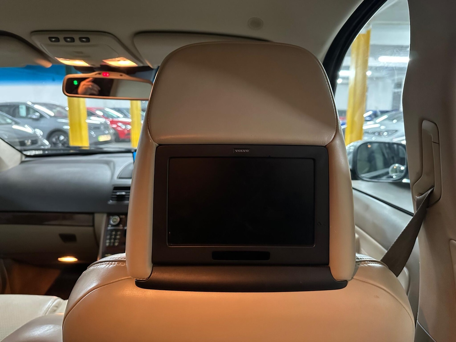 Used Volvo XC90 2011 for sale - 77109192: Photo 25