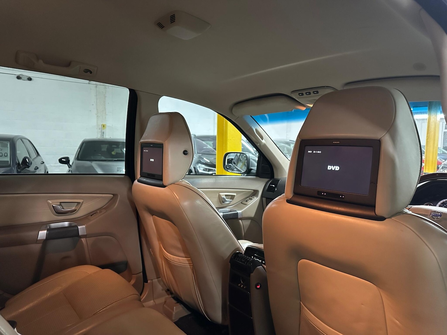 Used Volvo XC90 2011 for sale - 77109192: Photo 30