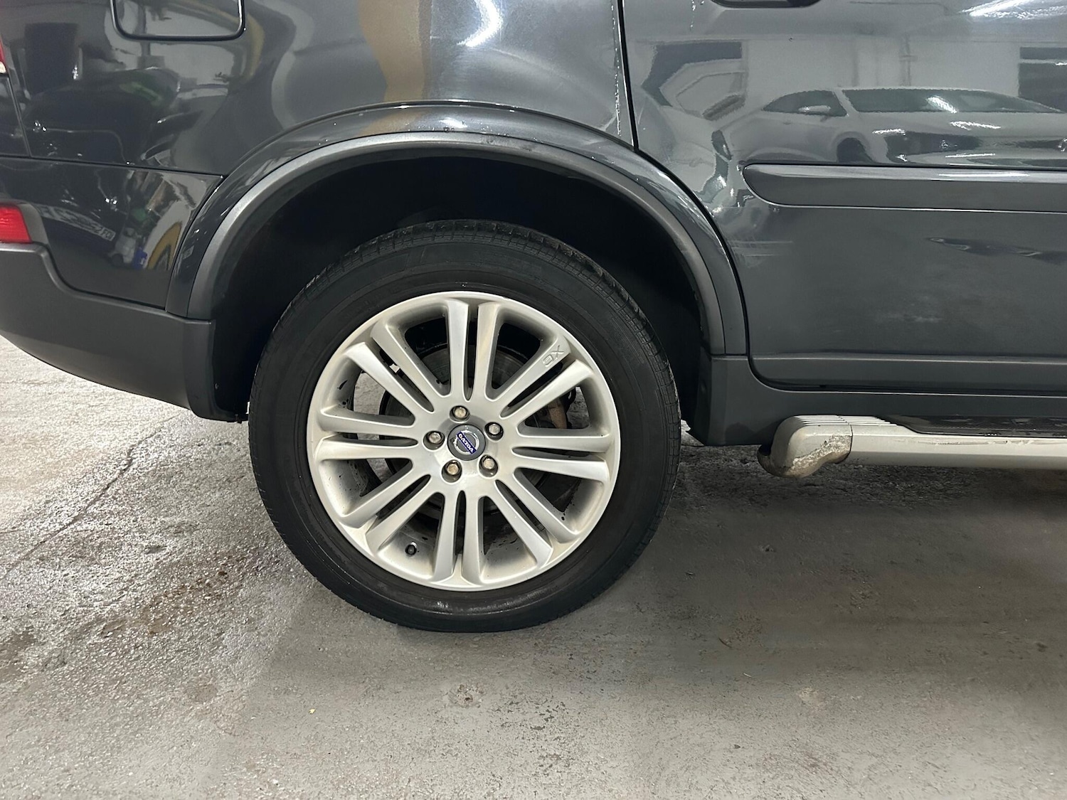 Used Volvo XC90 2011 for sale - 77109192: Photo 40