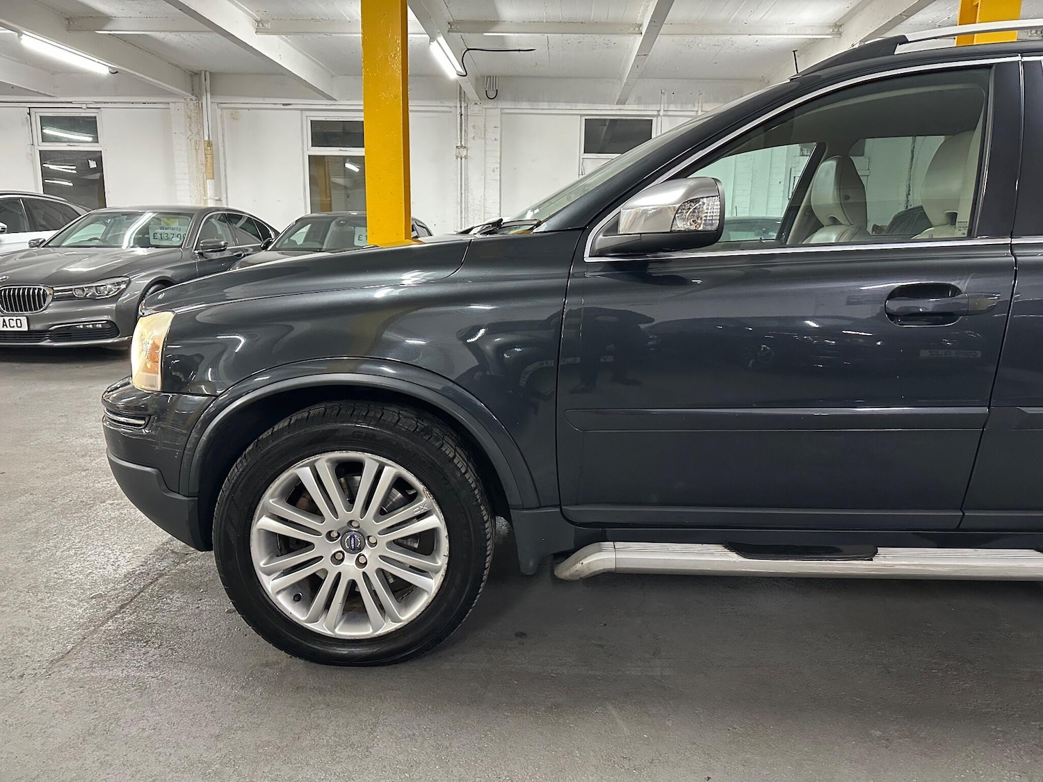Used Volvo XC90 2011 for sale - 77109192: Photo 42