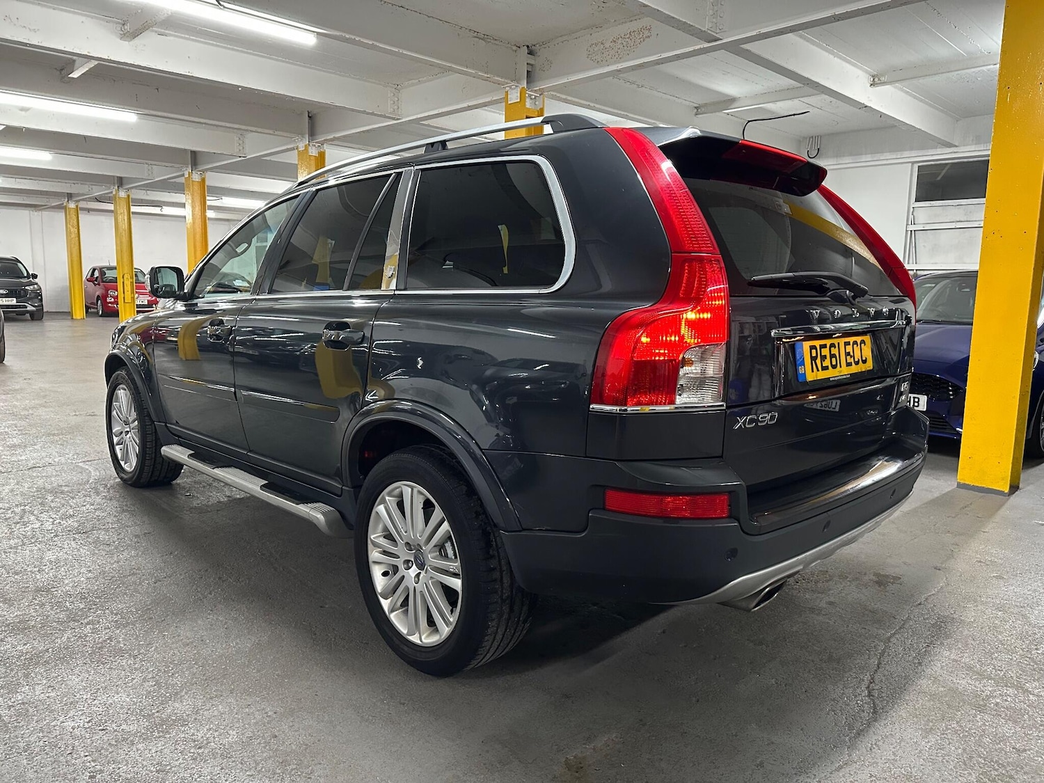 Used Volvo XC90 2011 for sale - 77109192: Photo 5