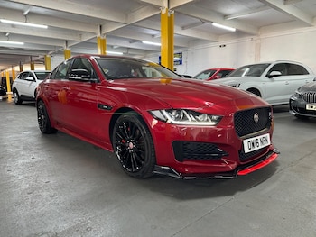 Used Jaguar XE 2016 for sale - 78384545: Photo