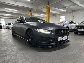 Used Jaguar XE 2017 for sale - 79712607: Photo