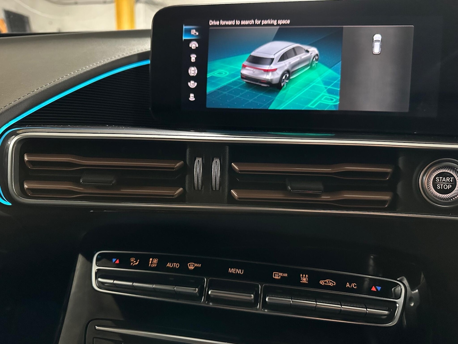 Used Mercedes-Benz EQC 2021 for sale - 77143759: Photo 30