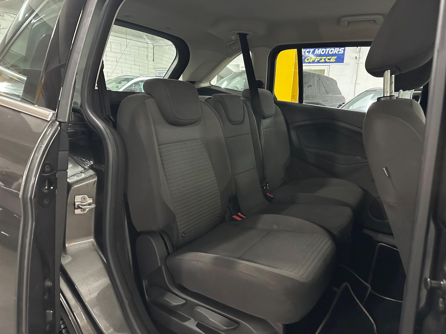 Used Ford Grand C-Max 2017 for sale - 77098156: Photo 18