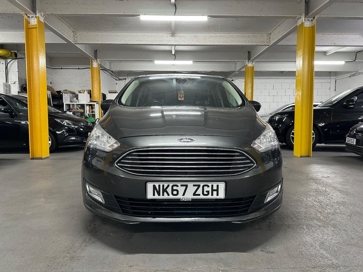 Used Ford Grand C-Max 2017 for sale - 77098156: Photo 2