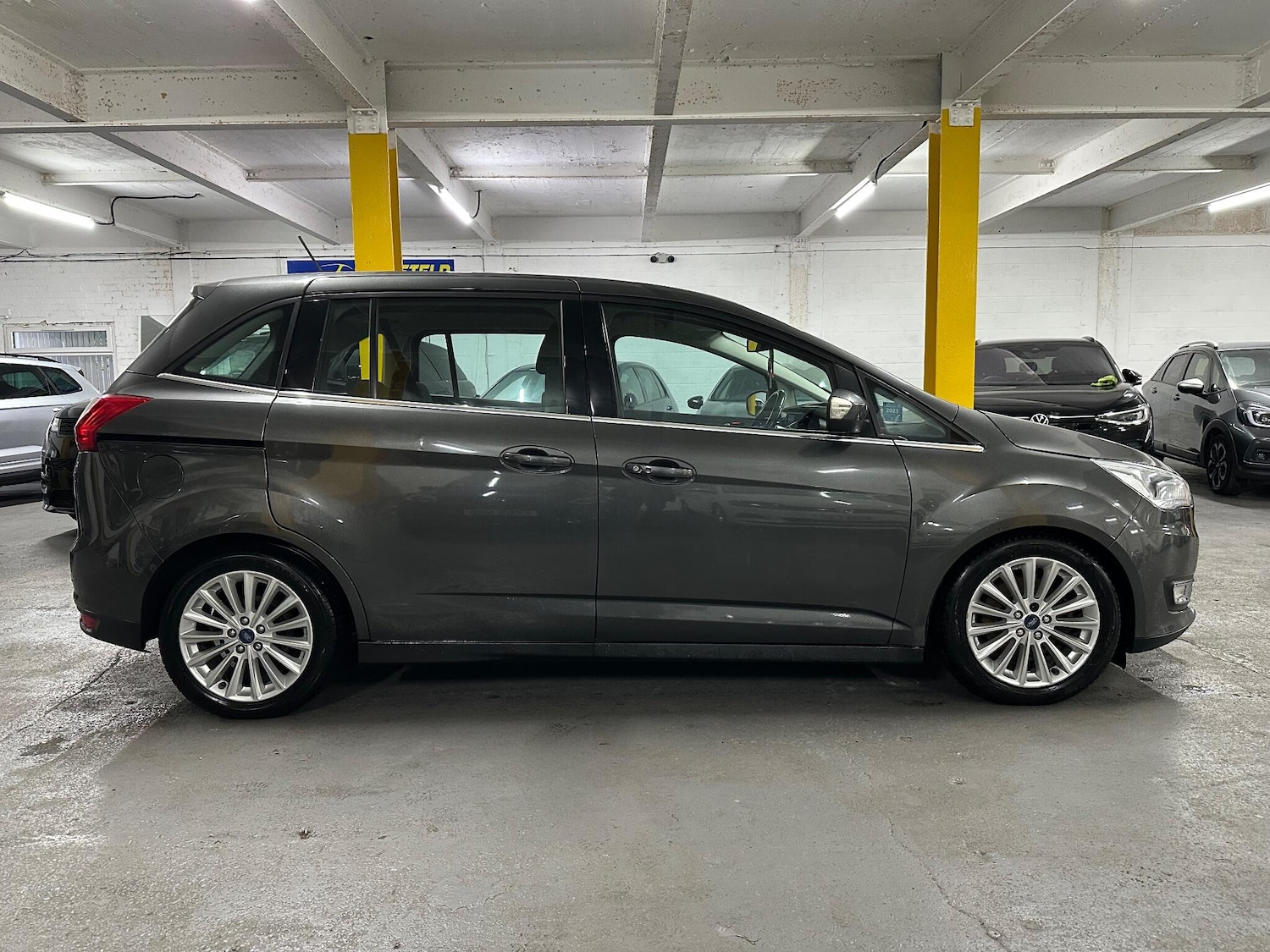 Used Ford Grand C-Max 2017 for sale - 77098156: Photo 9