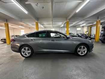 Used Vauxhall Insignia 2018 for sale - 79268123: Photo