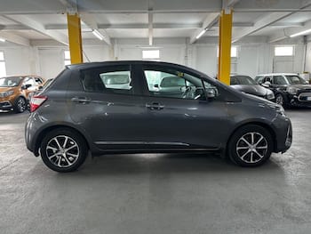 Used Toyota Yaris 2018 for sale - 79687918: Photo