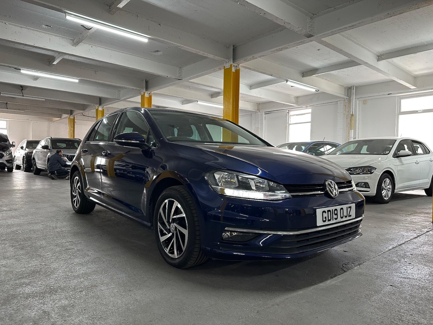 Used Volkswagen Golf 2019 for sale - 76239027: Photo 1