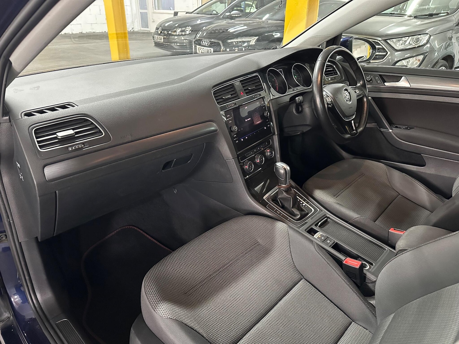 Used Volkswagen Golf 2019 for sale - 76239027: Photo 10