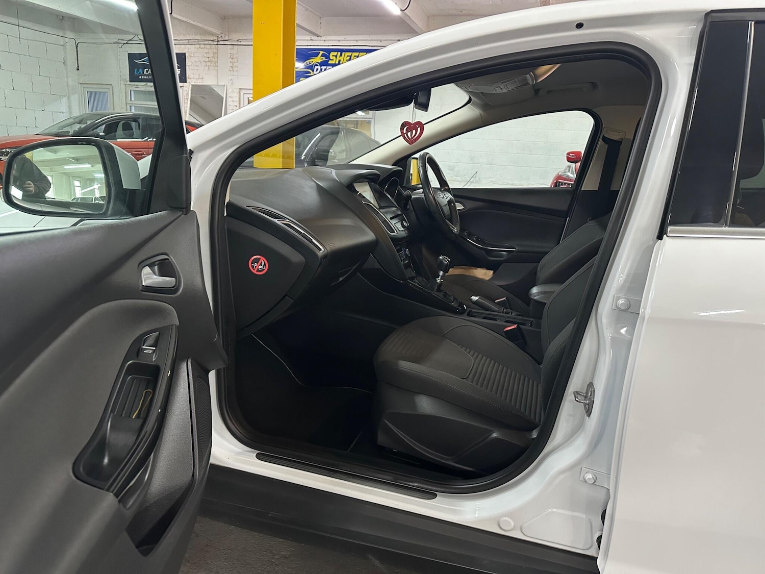 Used Ford Focus 2015 for sale - 77993288: Photo 16