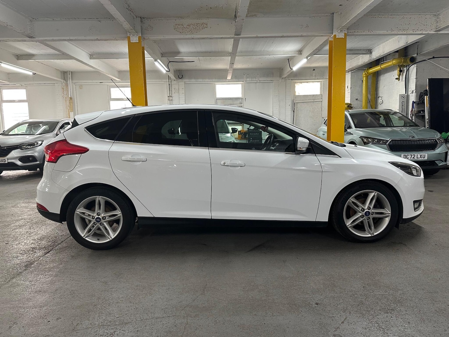 Used Ford Focus 2015 for sale - 77993288: Photo 2