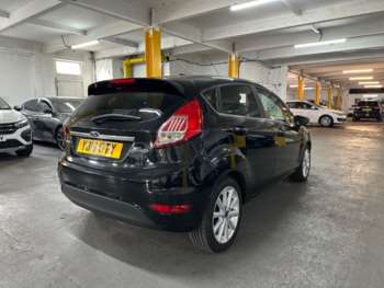 Used Ford Fiesta 2016 for sale - 75102505: Photo