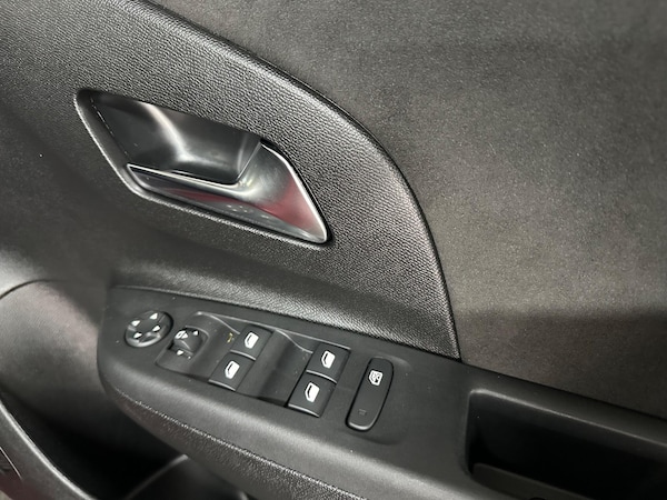 Used Vauxhall Corsa 2024 for sale - 75479019: Photo 11