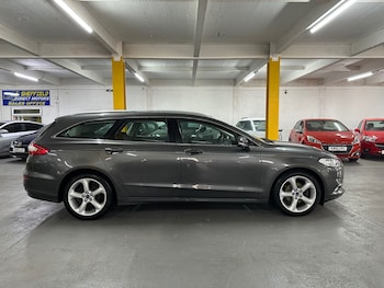 Used Ford Mondeo 2016 for sale - 75838436: Photo