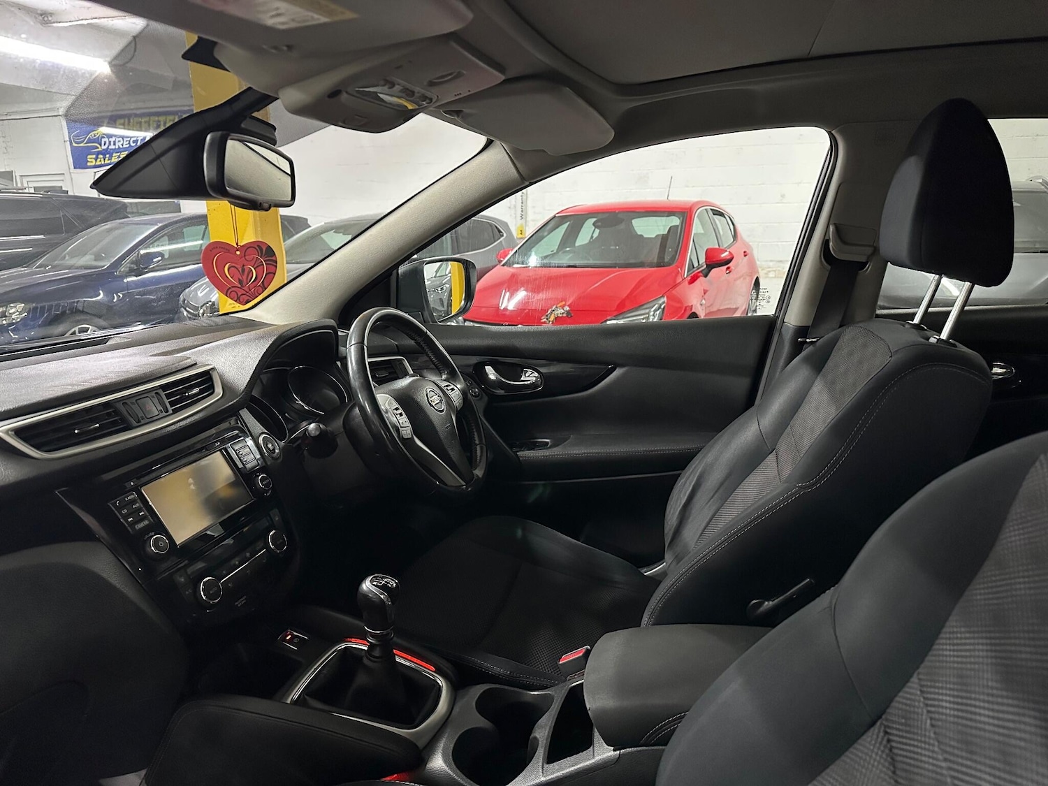 Used Nissan Qashqai 2015 for sale - 77191323: Photo 15