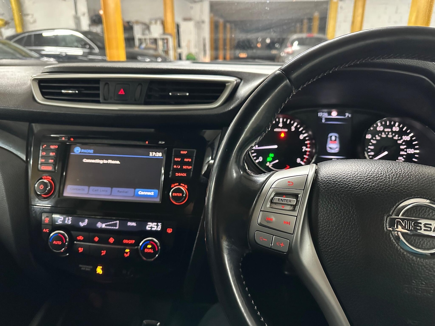 Used Nissan Qashqai 2015 for sale - 77191323: Photo 23