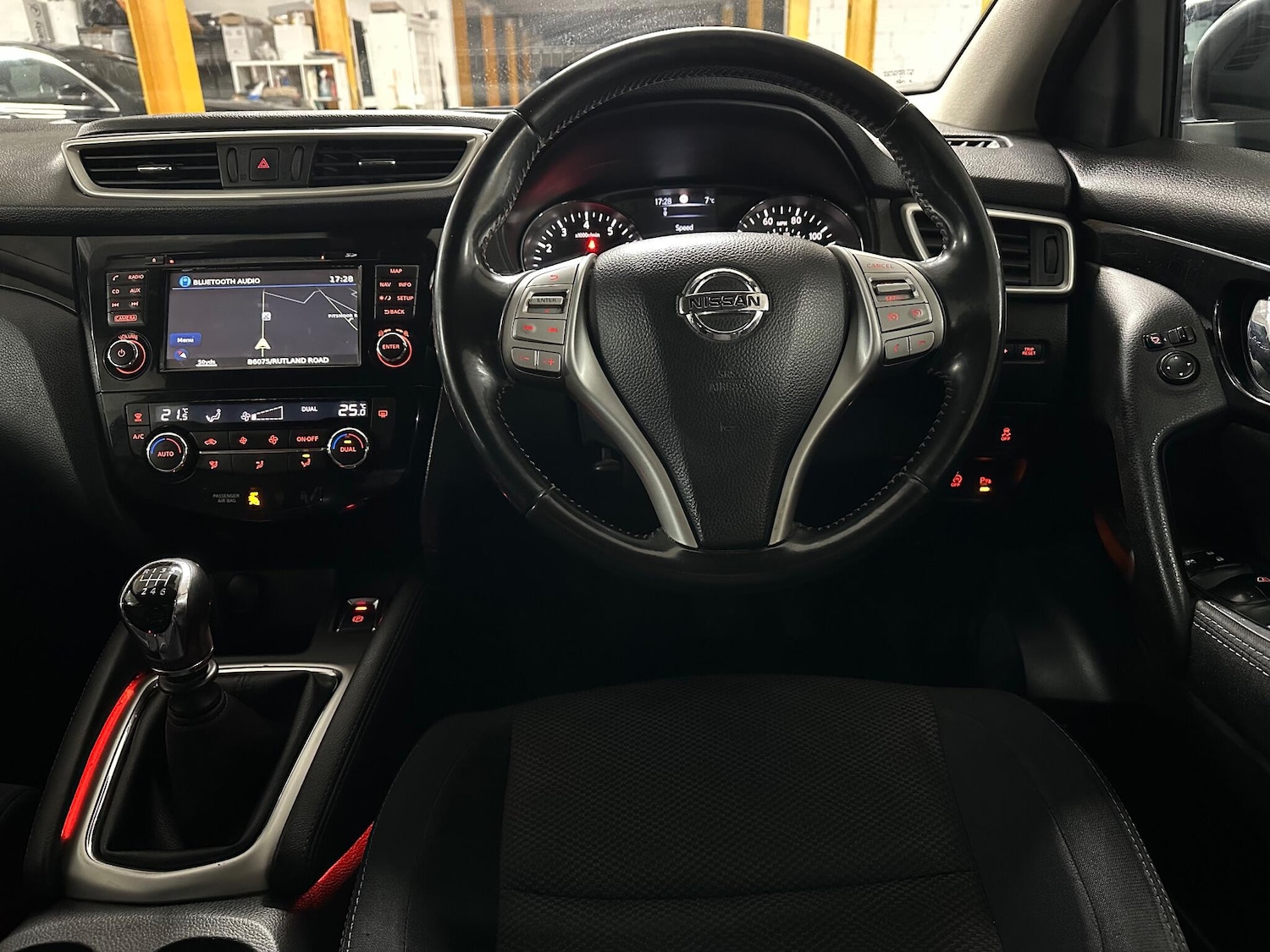 Used Nissan Qashqai 2015 for sale - 77191323: Photo 29