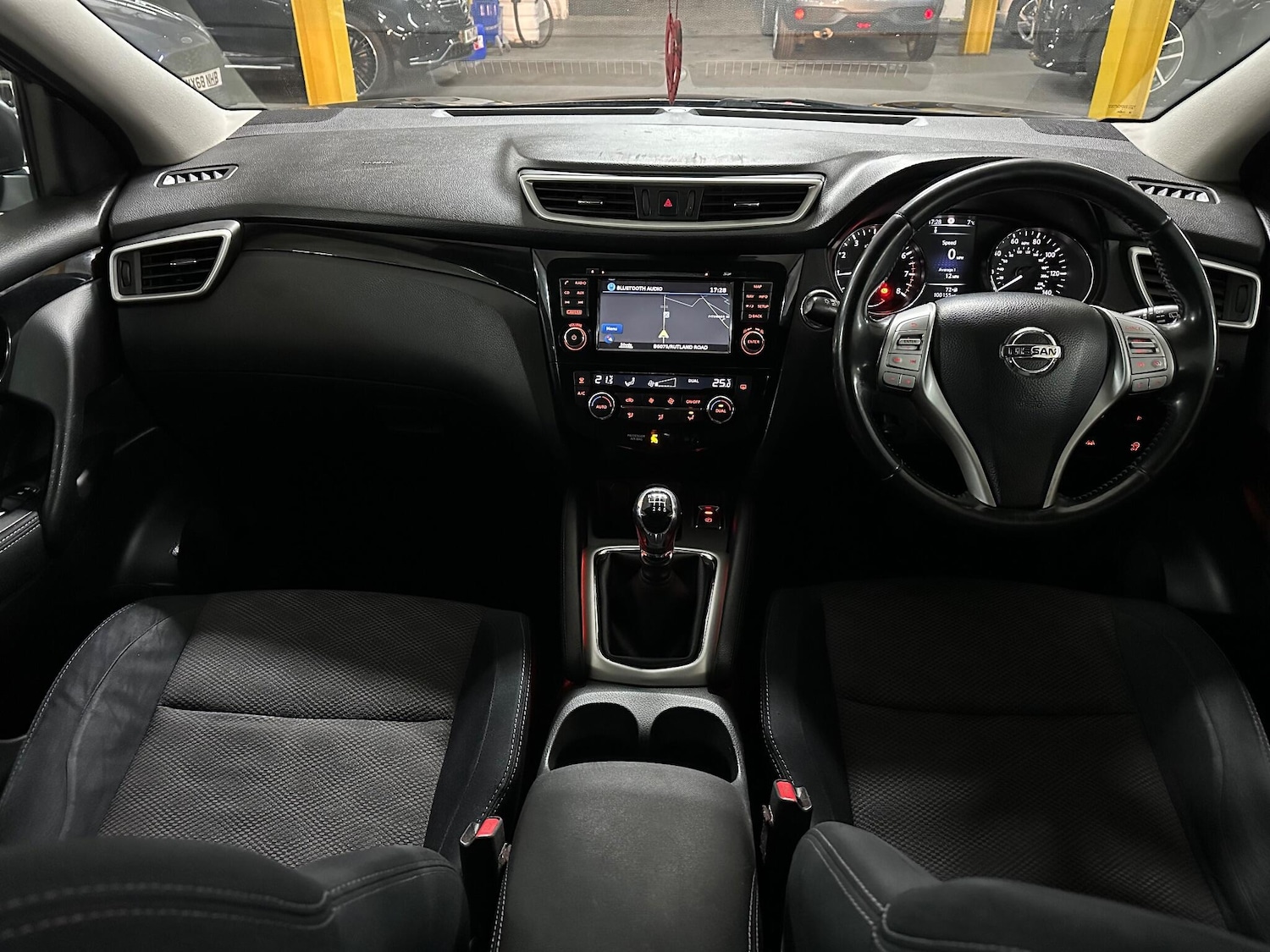 Used Nissan Qashqai 2015 for sale - 77191323: Photo 30