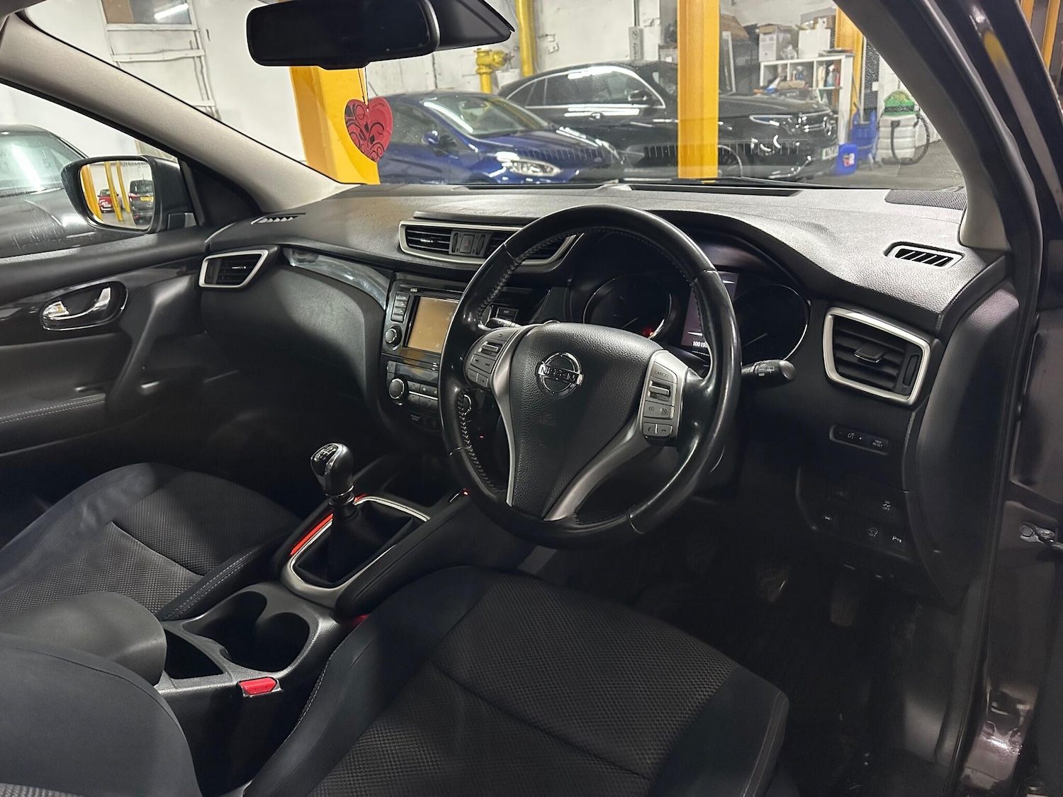 Used Nissan Qashqai 2015 for sale - 77191323: Photo 9