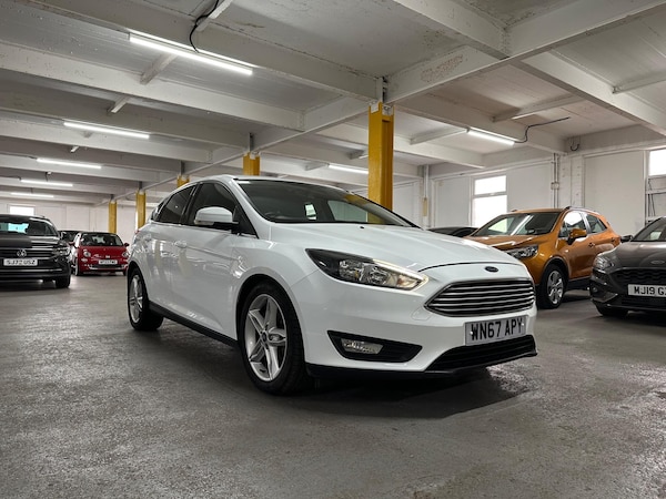 Used Ford Focus 2017 for sale - 75060542: Photo 1
