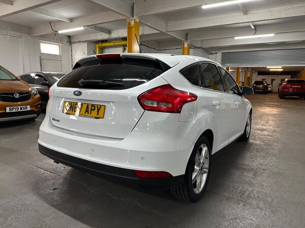 Used Ford Focus 2017 for sale - 75060542: Photo 3