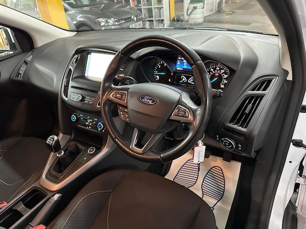Used Ford Focus 2017 for sale - 75060542: Photo 8