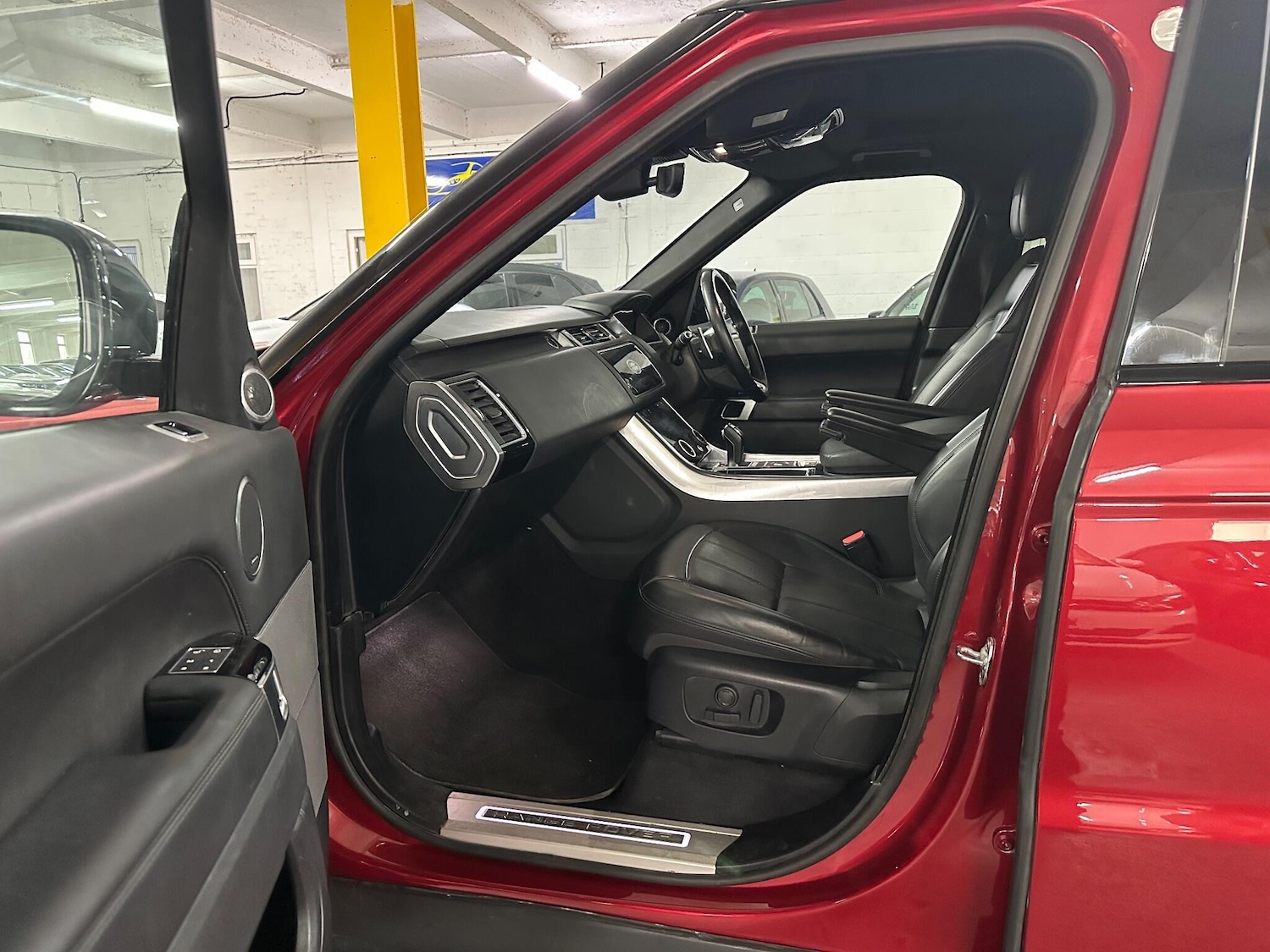 Used Land Rover Range Rover Sport 2020 for sale - 76060521: Photo 17