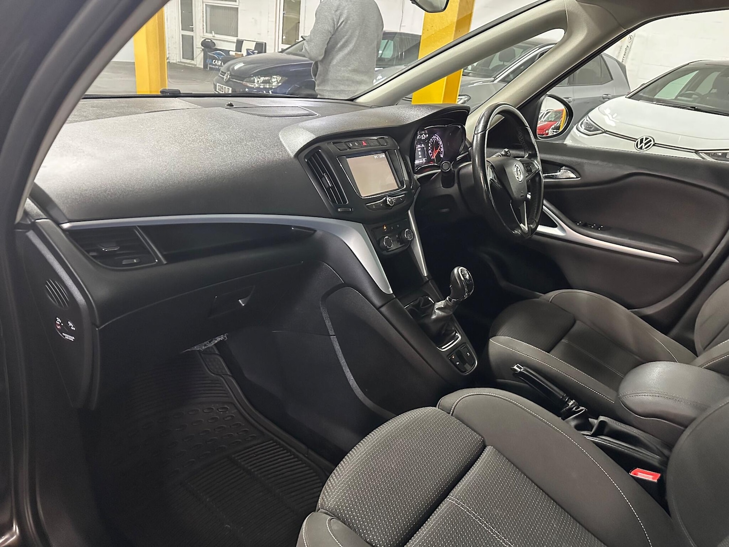 Used Vauxhall Zafira Tourer 2016 for sale - 76307740: Photo 13