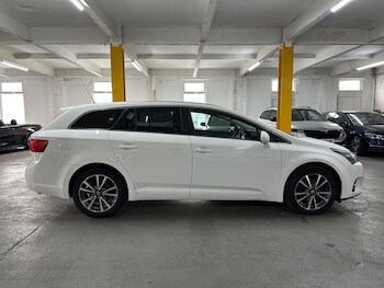 Used Toyota Avensis 2015 for sale - 78416345: Photo