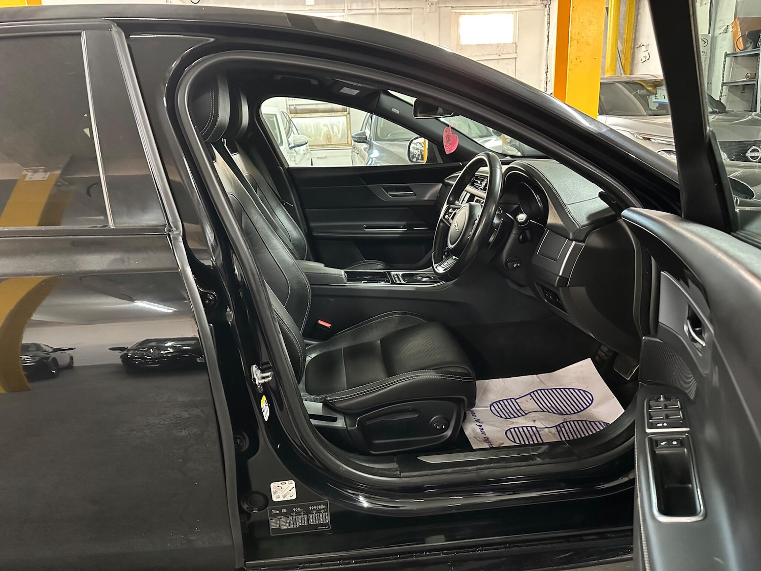 Used Jaguar XF 2016 for sale - 76988296: Photo 10