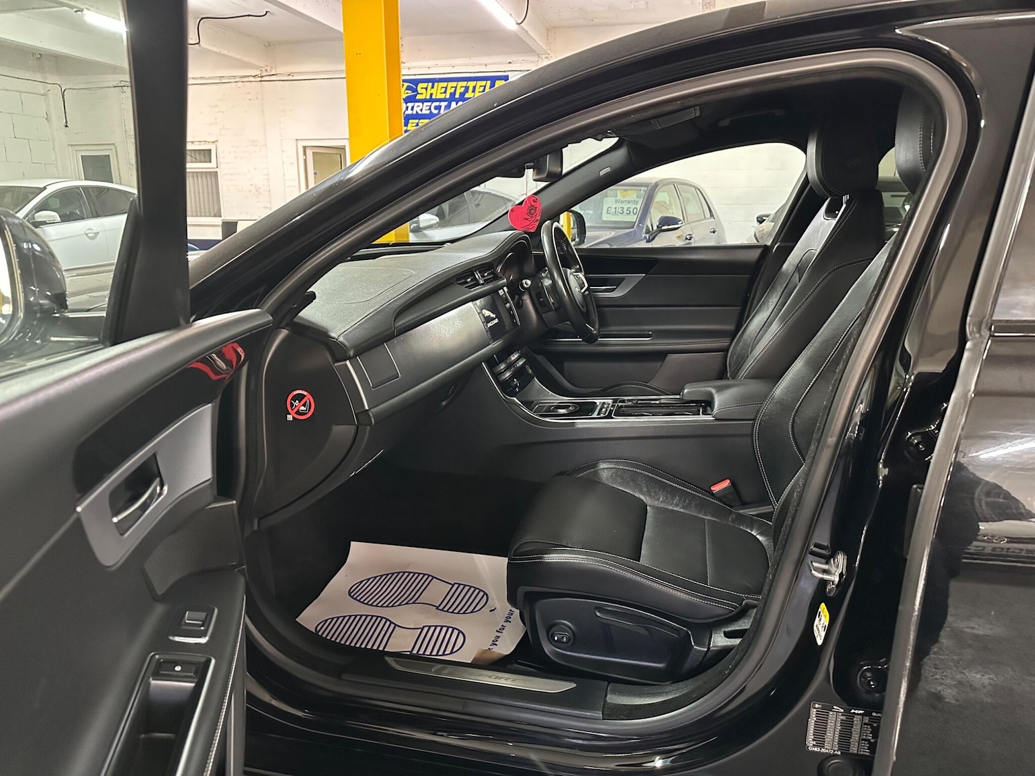 Used Jaguar XF 2016 for sale - 76988296: Photo 15