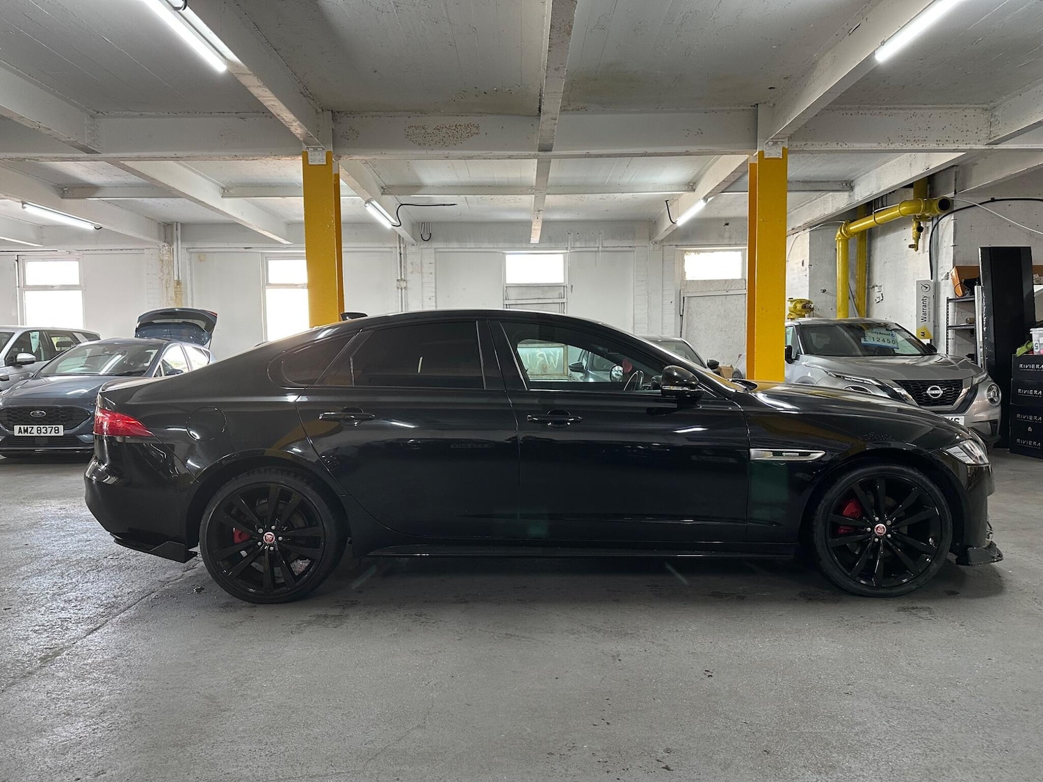 Used Jaguar XF 2016 for sale - 76988296: Photo 2