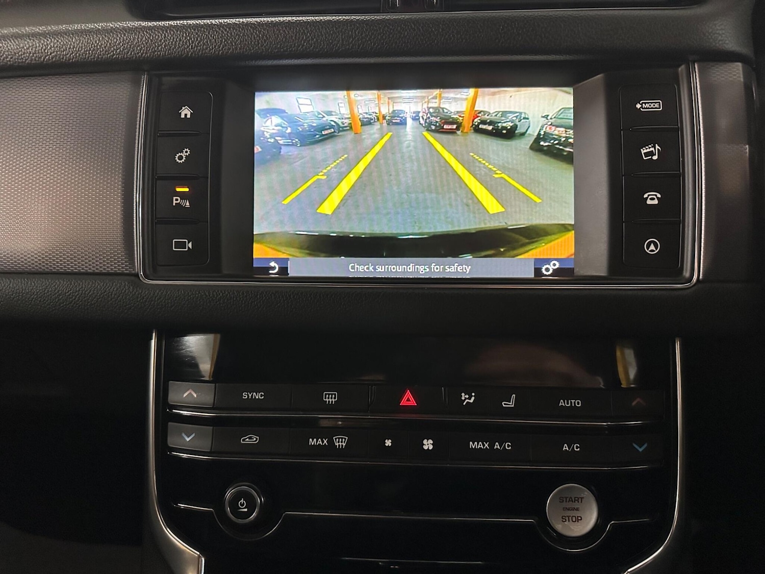 Used Jaguar XF 2016 for sale - 76988296: Photo 21