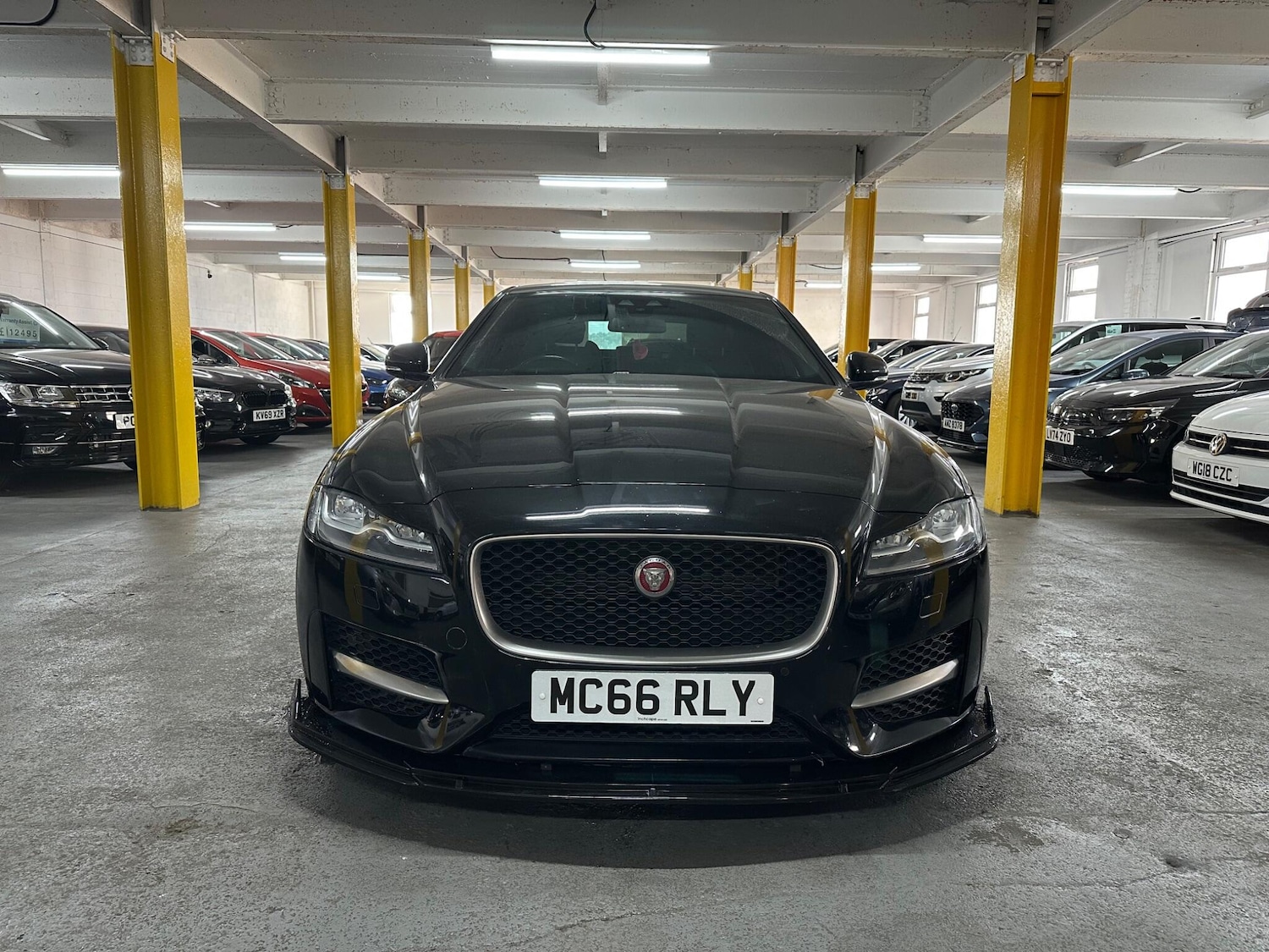 Used Jaguar XF 2016 for sale - 76988296: Photo 8