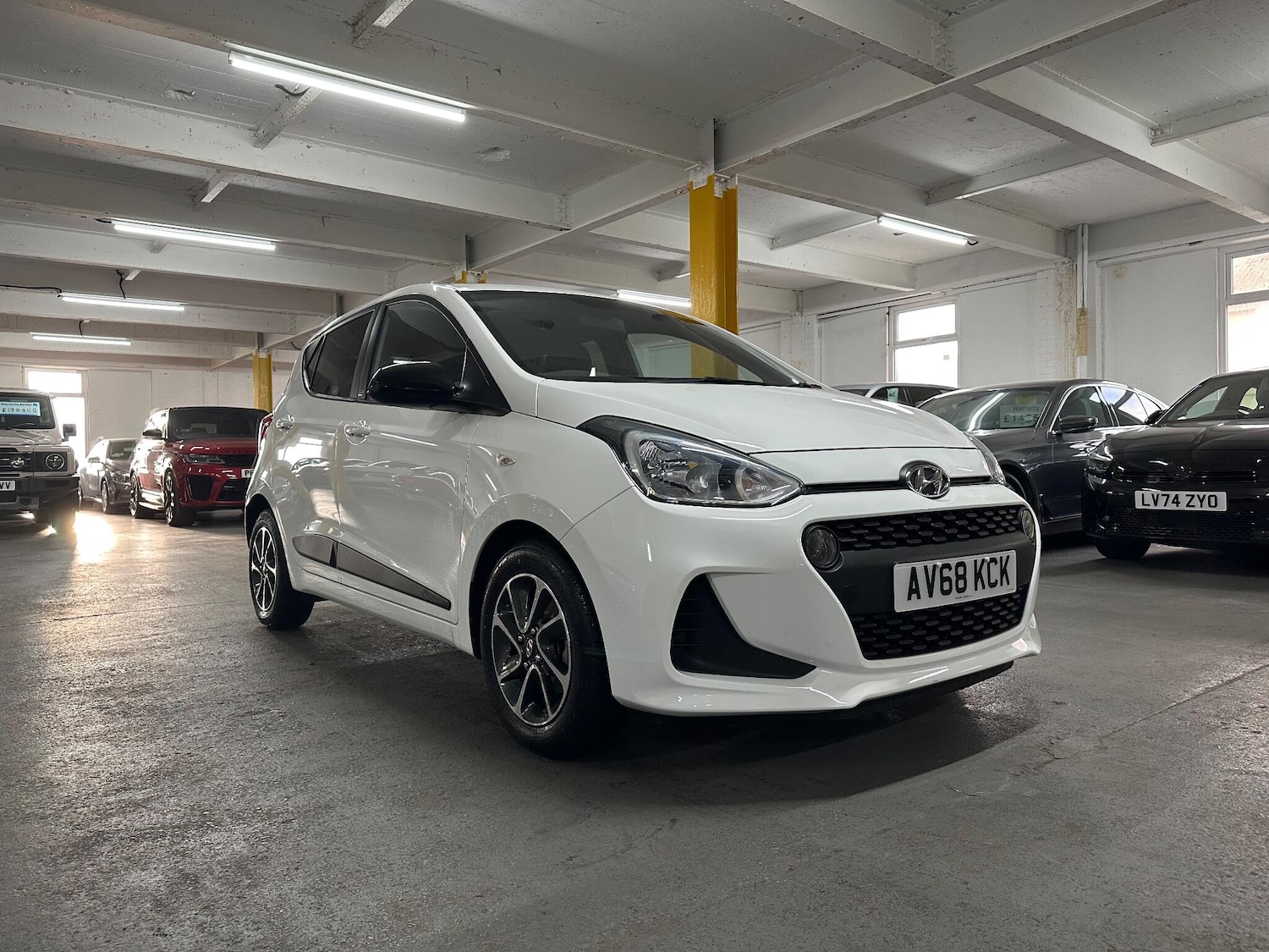 Used Hyundai i10 2018 for sale - 76349056: Photo 1