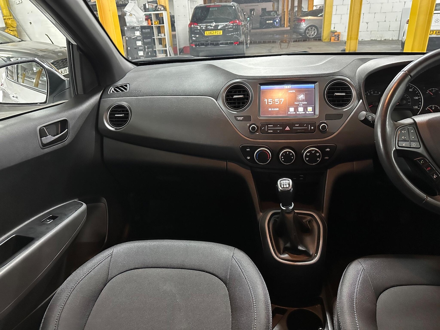 Used Hyundai i10 2018 for sale - 76349056: Photo 16