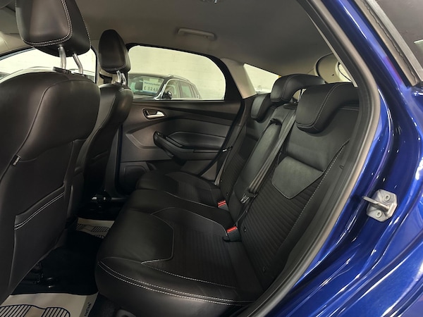 Used Ford Focus 2015 for sale - 76240054: Photo 16