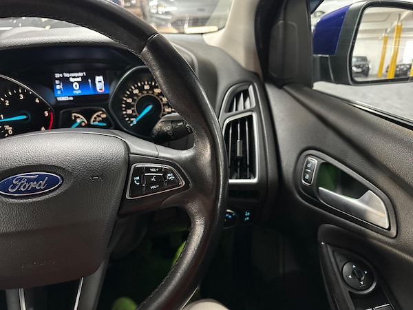 Used Ford Focus 2015 for sale - 76240054: Photo 25