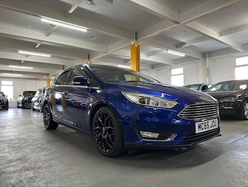 Used Ford Focus 2015 for sale - 76240054: Photo 2