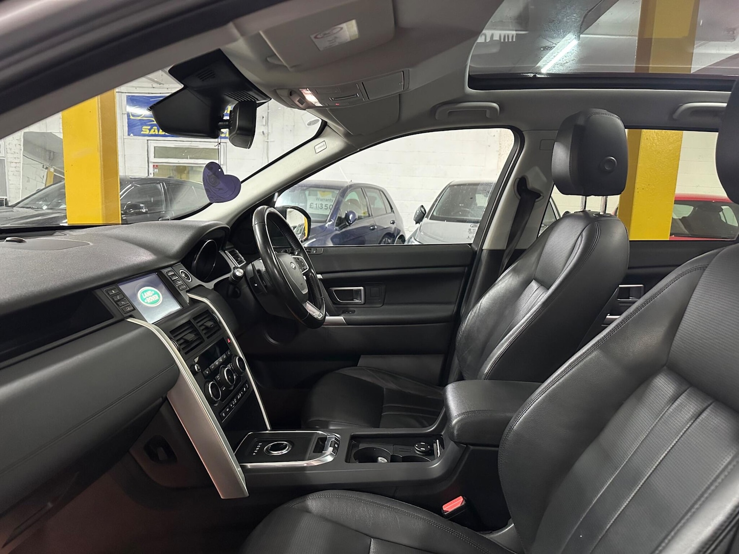 Used Land Rover Discovery Sport 2017 for sale - 77305037: Photo 19