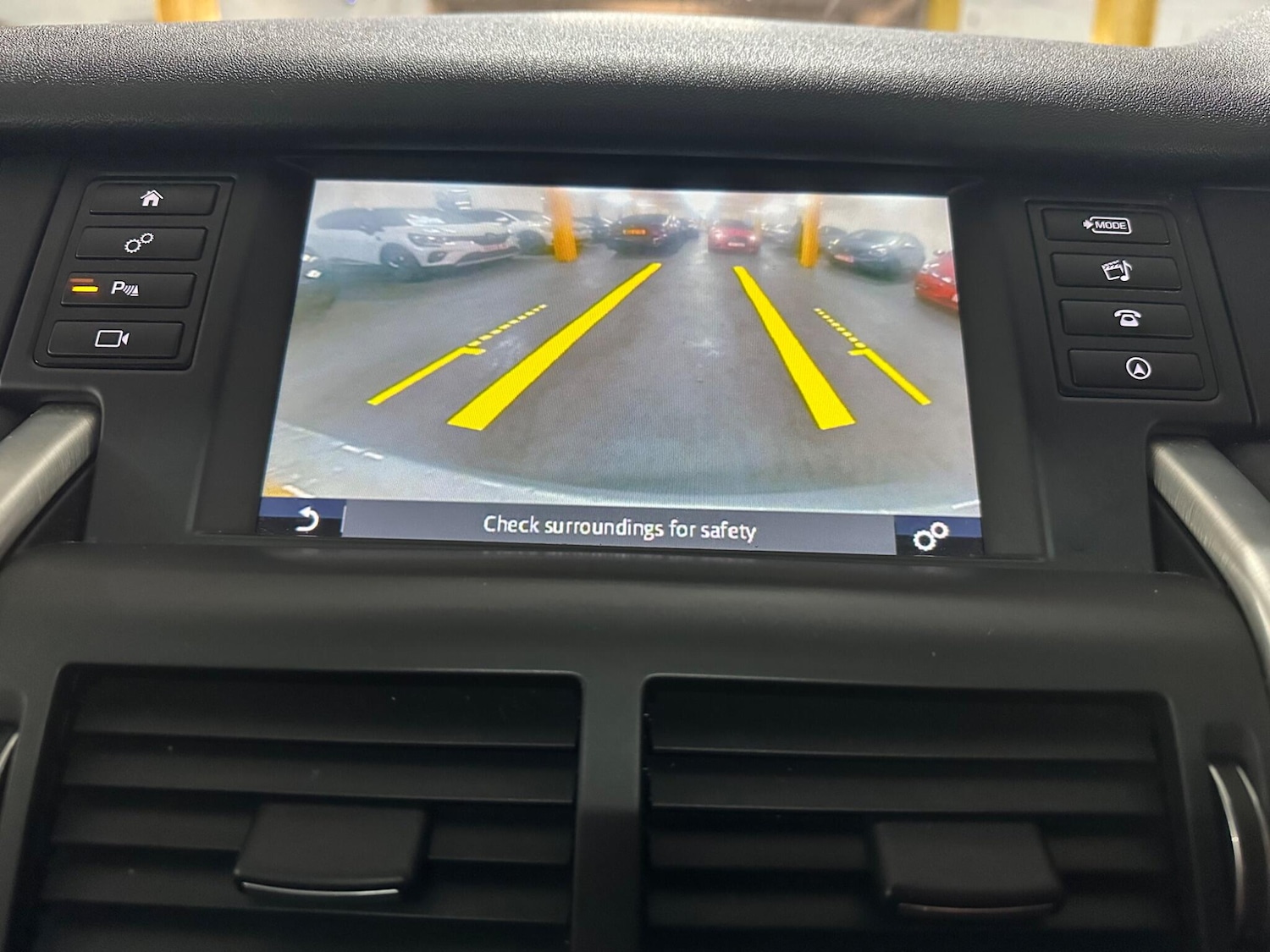 Used Land Rover Discovery Sport 2017 for sale - 77305037: Photo 29