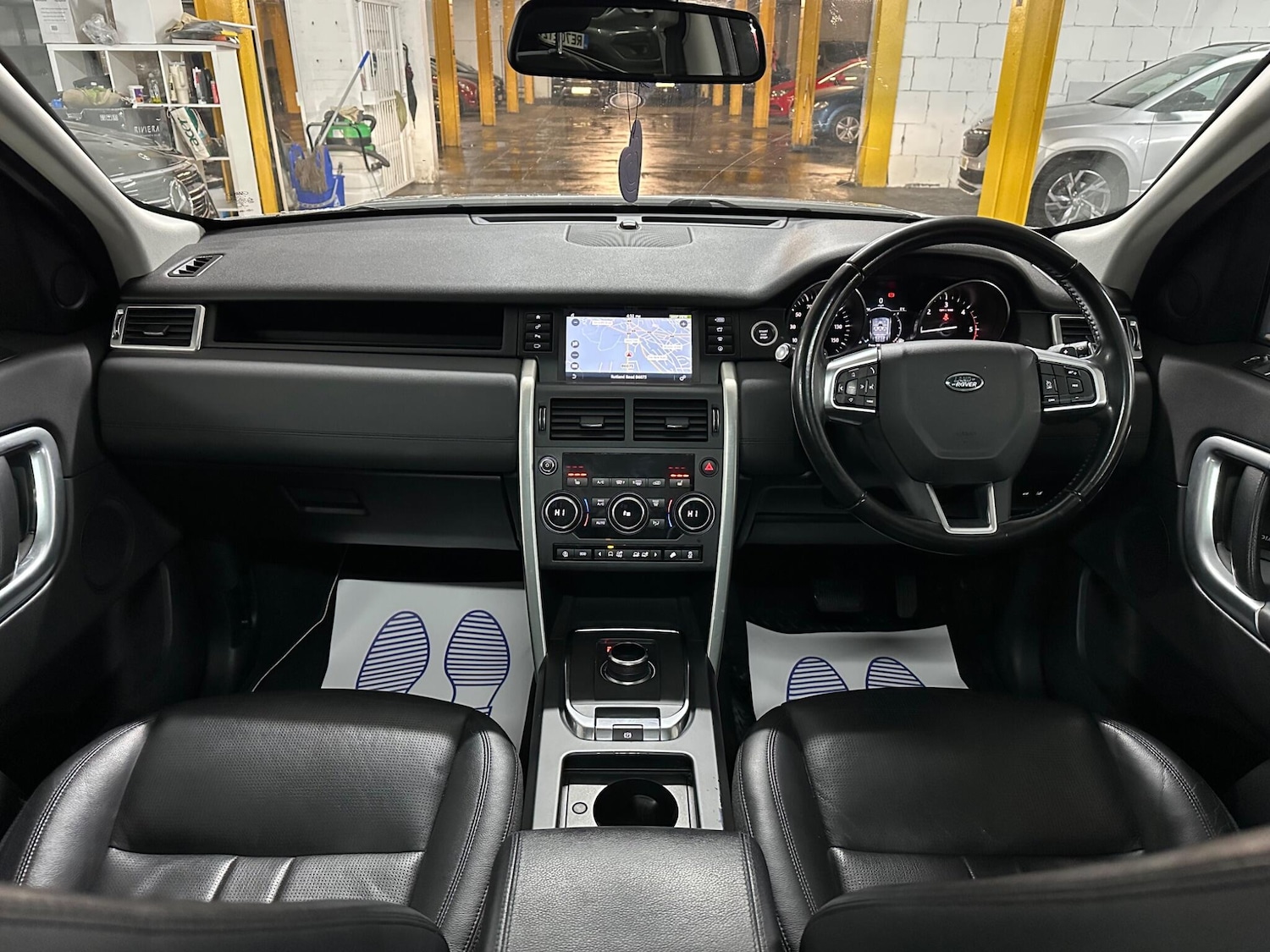 Used Land Rover Discovery Sport 2017 for sale - 77305037: Photo 32