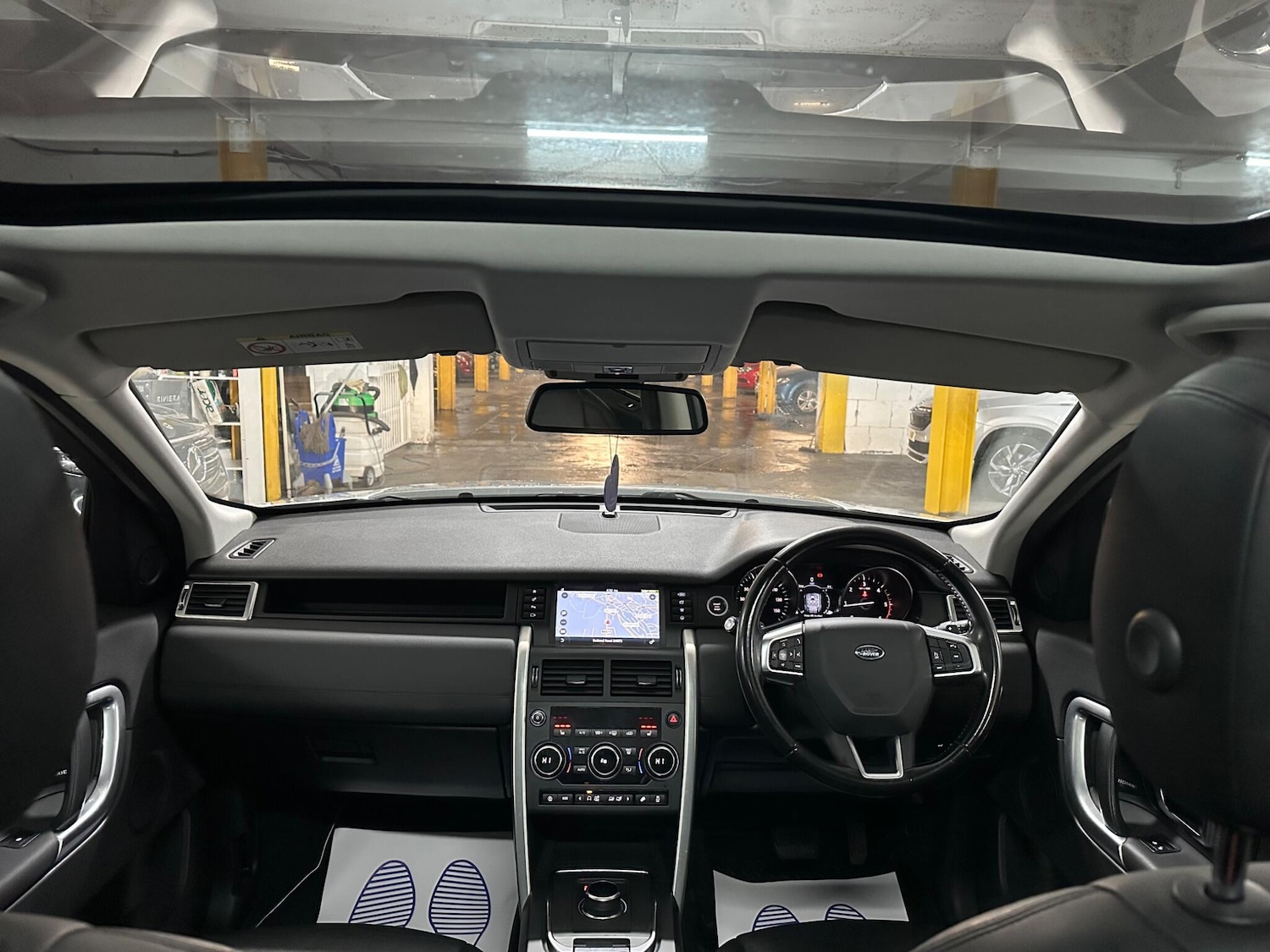 Used Land Rover Discovery Sport 2017 for sale - 77305037: Photo 37