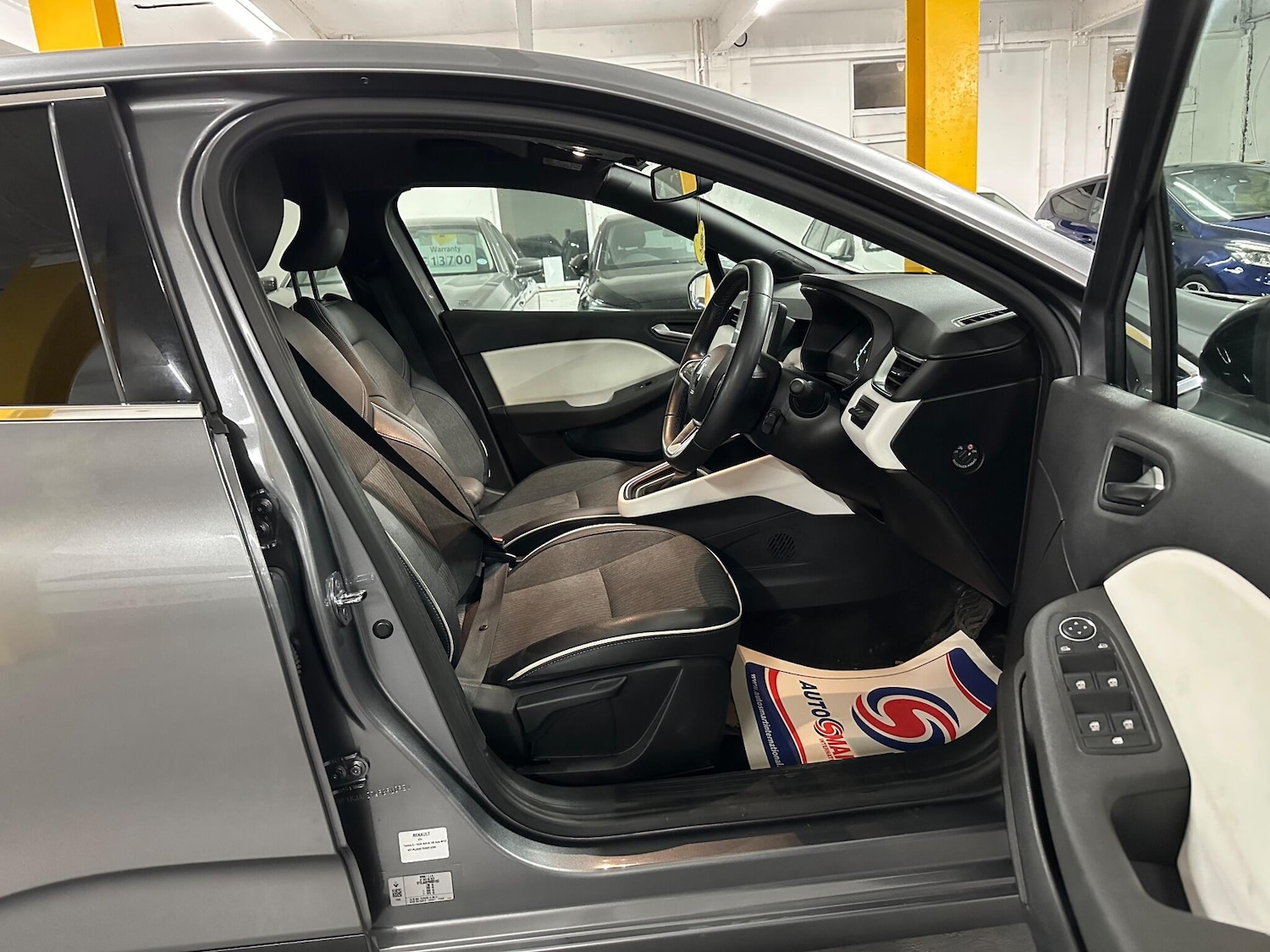 Used Renault Clio 2022 for sale - 76612801: Photo 10