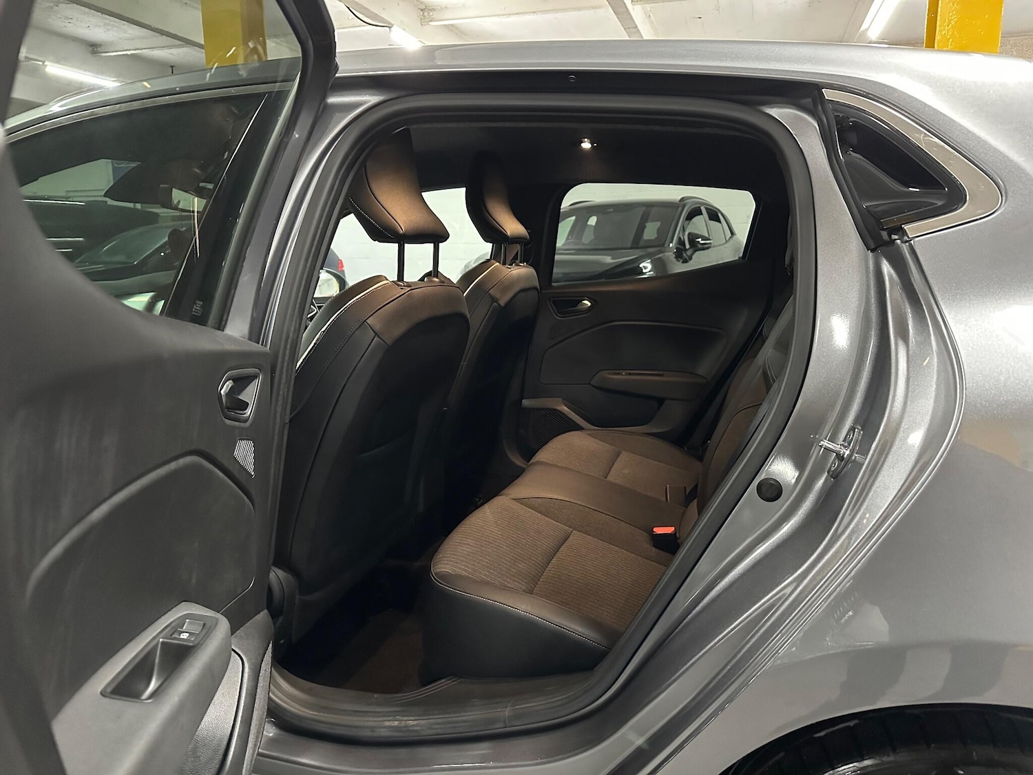 Used Renault Clio 2022 for sale - 76612801: Photo 12